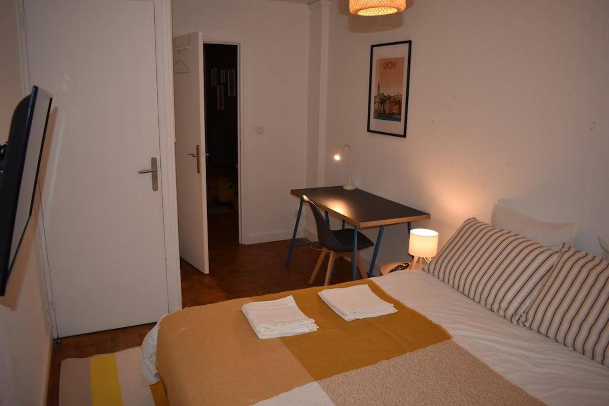 Appartement Lumineux 3 Chambres - Villeurbanne Gratte Ciel ภายนอก รูปภาพ