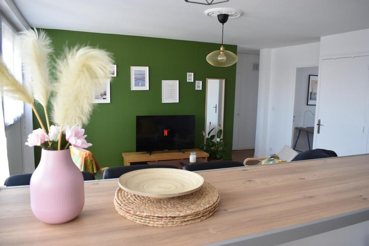 Appartement Lumineux 3 Chambres - Villeurbanne Gratte Ciel ภายนอก รูปภาพ