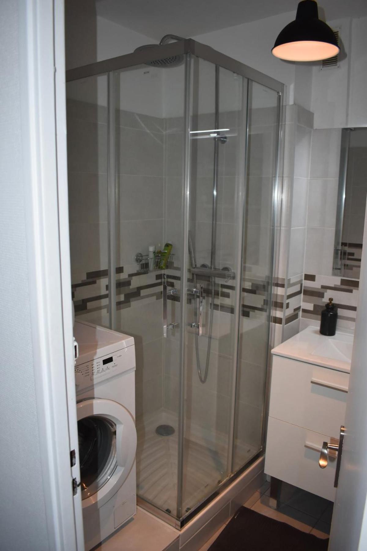 Appartement Lumineux 3 Chambres - Villeurbanne Gratte Ciel ภายนอก รูปภาพ