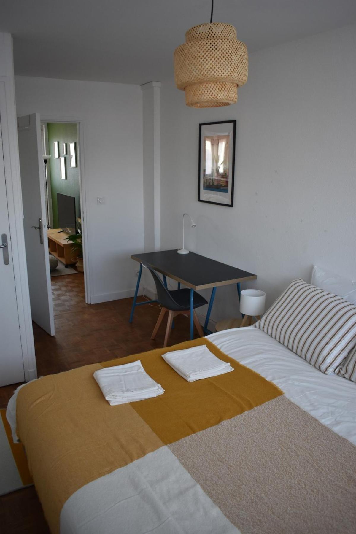 Appartement Lumineux 3 Chambres - Villeurbanne Gratte Ciel ภายนอก รูปภาพ